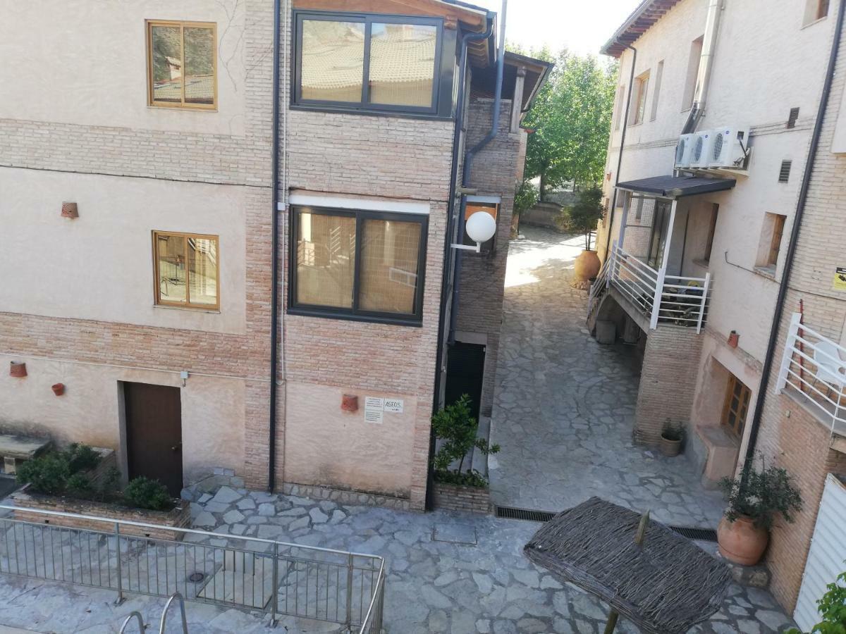 Alojamientos Rurales Vado Ancho La Encina 아로요프리오 외부 사진